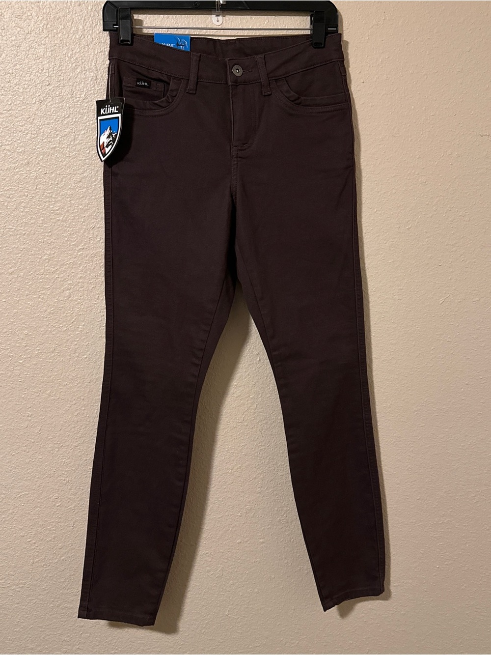NWT Kuhl Kalamata Women's 4 SHORT inseam Skinny Jeans